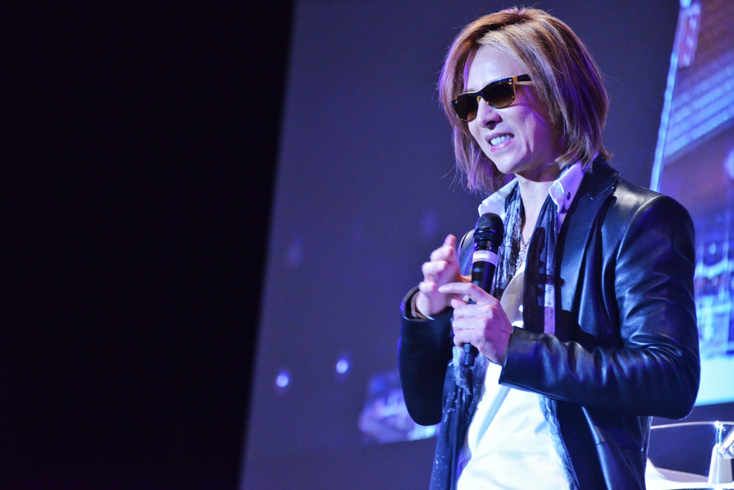 YOSHIKI
