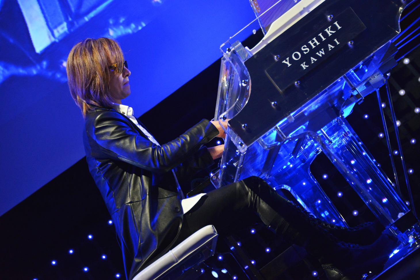 YOSHIKI