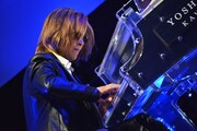 YOSHIKI