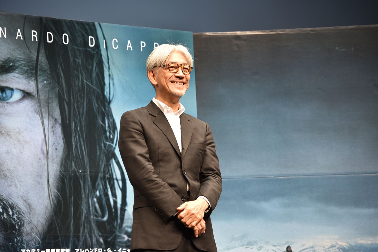 坂本龍一