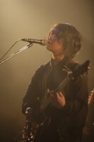 尾崎雄貴（Vo, G）（Photo by Shinsuke Irihi）