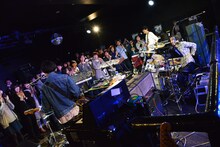 「avengers in sci-fi×GiGS 6th Album『Dune』リリース記念イベント “機材解説公開インタビュー Supported by BOSS”」の様子。