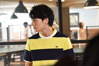 スタンバイ中のユースケ。