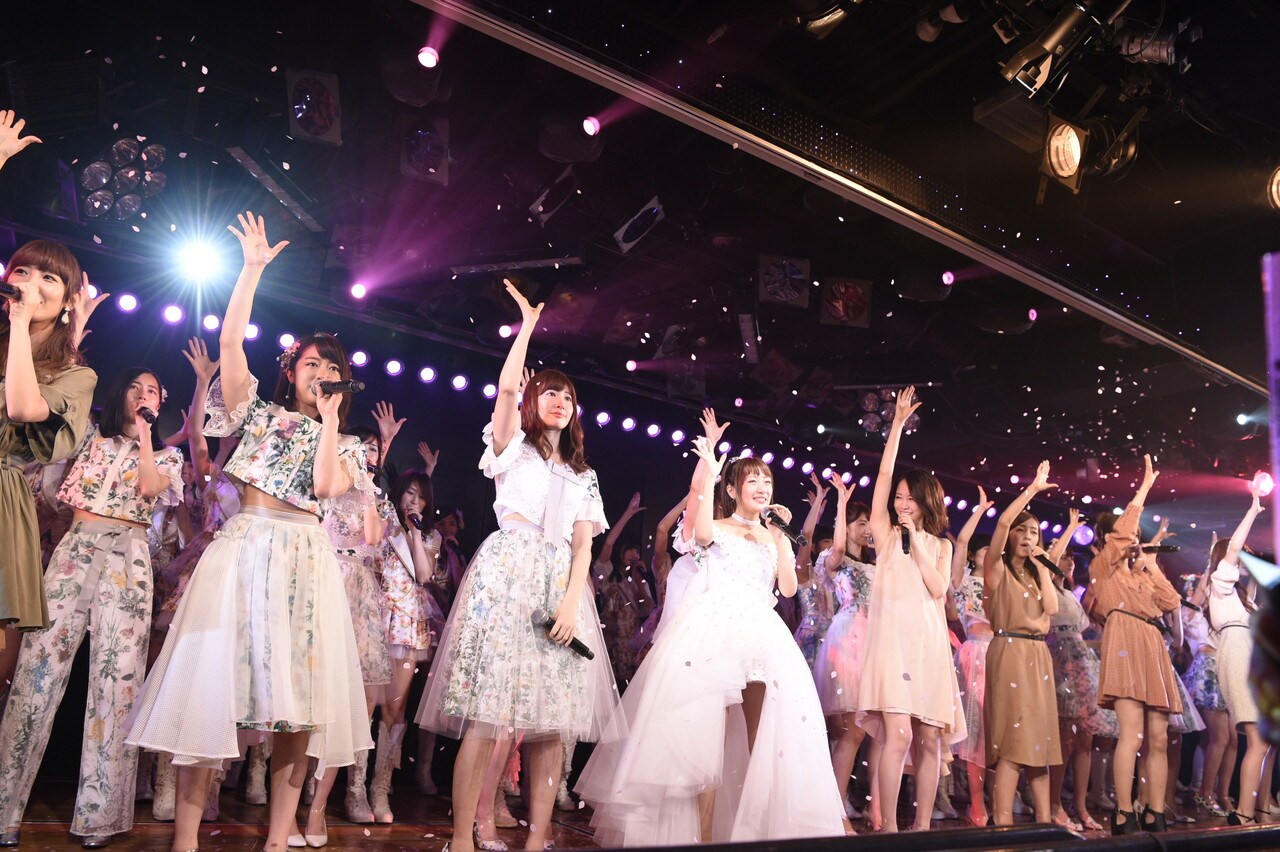 高橋みなみ卒業コンサート AKB48 高橋みなみ卒業コンサート 前田敦子ら新旧メンバー