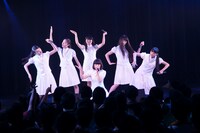 アイドルネッサンスによるライブの様子。（写真提供：Zeppライブ）