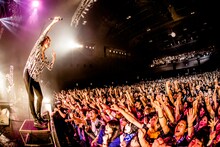 SUPER BEAVER「SUPER BEAVER10周年記念〆『都会のラクダSP ～スーパーフィーバー～』」東京・Zepp DiverCity TOKYO公演の様子。（撮影：青木カズロー）