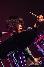 河邉徹（Dr）（撮影：渡邉一生）