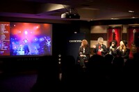 「筋少ちゃんと一緒に観よう！『おまけのいちにち（闘いの日々）TOUR 初日 in TOKYO』視聴会」の様子。（撮影：齋藤明）