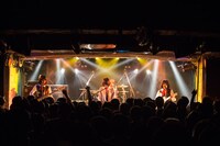 キノコホテル「サロン・ド・キノコ～性春入学式」の様子。（撮影：にしゆきみ）