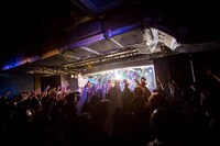 キノコホテル「サロン・ド・キノコ～性春入学式」の様子。（撮影：にしゆきみ）