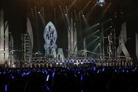 「NANA MIZUKI LIVE GALAXY 2016」の様子。（Photo by hajime kamiiisaka）