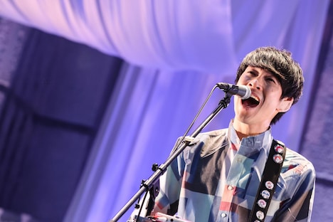 いちろー(Vo, G)(Photo by Taku Fujii)