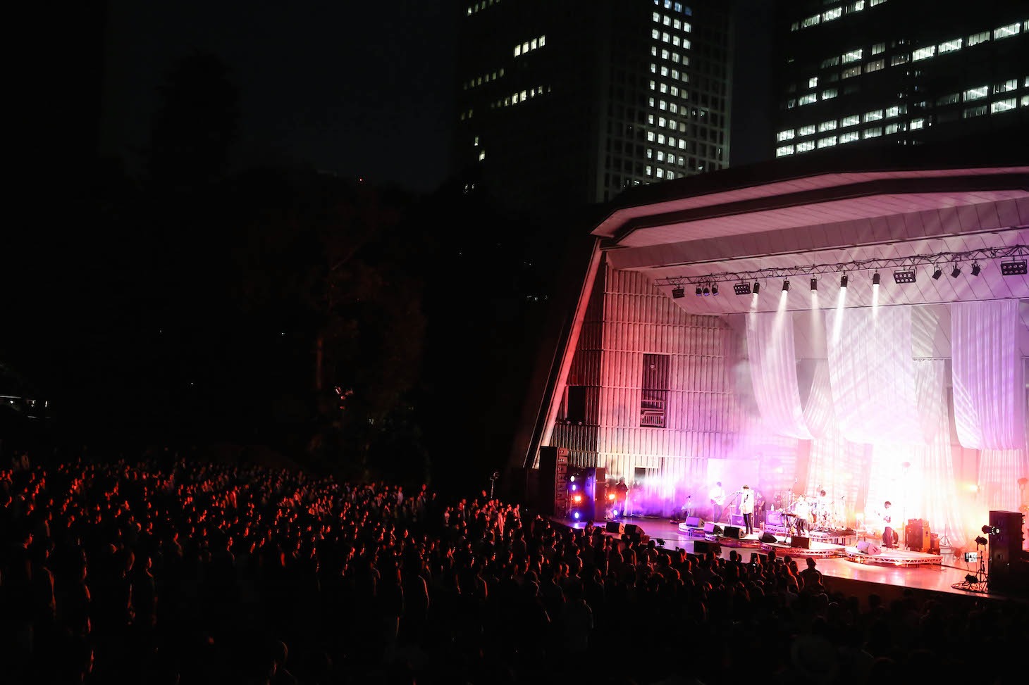 東京カランコロン「東京カランコロン 祝！結成2534日アニバーサリーだよ全員集合！ in YAON」の様子。（Photo by Taku Fujii）