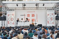 J-WAVE「RADIO SAKAMOTO」公開収録の様子。（撮影：南賢太郎）