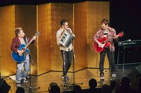 ポカスカジャン（撮影：南賢太郎）