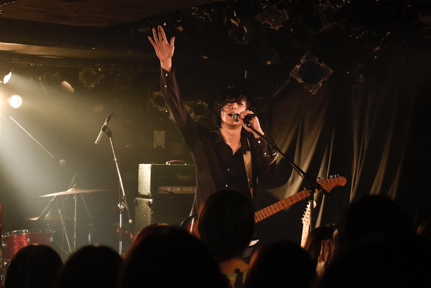 宍戸翼（The Cheserasera）（撮影：釘野孝宏）