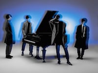 indigo la End（右から2番目が川谷絵音）