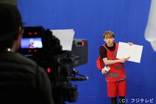 ADに扮したユーキ。