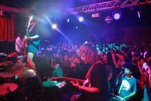 tricotヨーロッパツアーよりイギリス・ロンドン公演の様子。