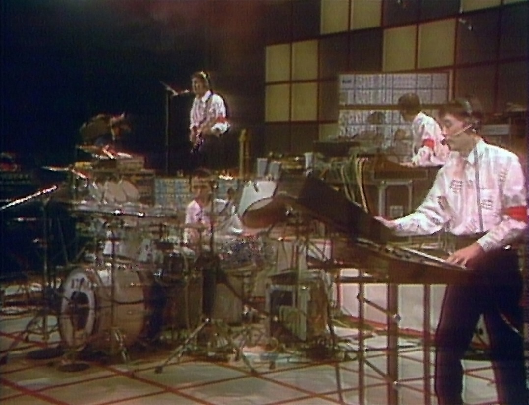 「YELLOW MAGIC ORCHESTRA WORLD TOUR '80 IN AMERICA」のワンシーン。(c)フジテレビ