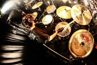 SHINGO（Dr）（Photo by shingo tamai）