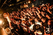 THE MUSMUS「THE MUSMUS PROLOGUE TOUR FINAL」東京・TSUTAYA O-Crest公演の様子。（Photo by shingo tamai）