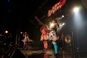 LADYBABY「1st JAPANワンマンライブ 2016 ～世界のルールを変えちゃおう～」の様子。（提供：クリアストーン）