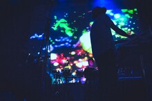 あらかじめ決められた恋人たちへ「Dubbing 09」の様子。