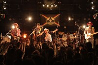 「RockでなしRockn'roll2016～海賊大祝祭～」HEAVEN'S ROCK さいたま新都心 VJ-3公演の様子。（撮影：青木勇太）