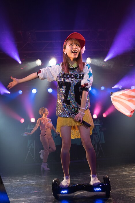 諸塚香奈実(写真提供:アップフロント)