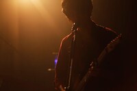 平井拓郎（Vo, G）（撮影：ハヤシサトル）