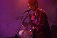 平井拓郎（Vo, G）（撮影：ハヤシサトル）