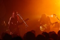 GLIM SPANKY （撮影：上飯坂一）