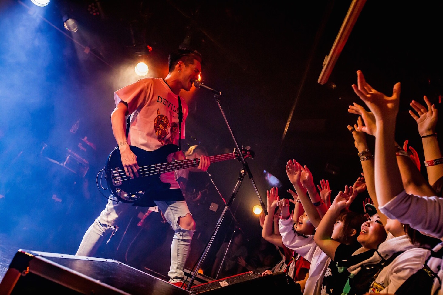 「SWANKY PLAYGROUND SPECIAL ONEMAN SHOW!」4月17日公演の様子。（Photo by Takashi "TAKA" Konuma）
