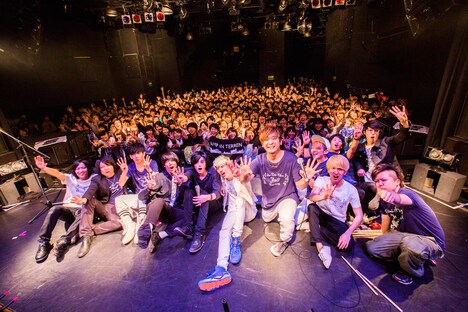 「One- Two-Three, For!! TOUR 2016」の様子。（撮影：山川哲矢）