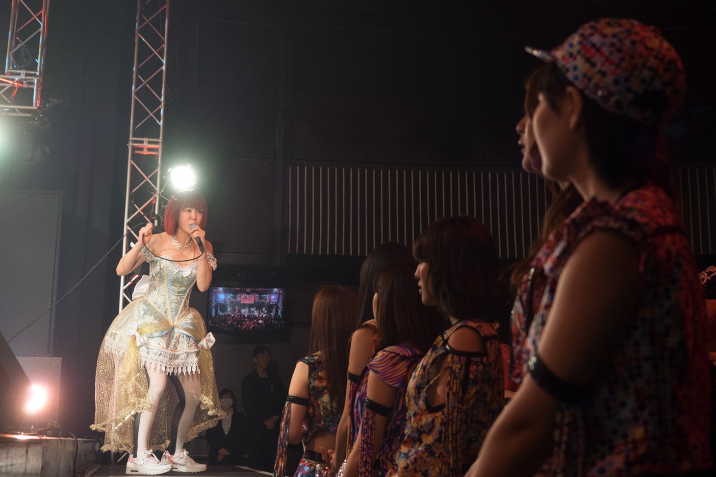 大森靖子によるライブの様子。（写真提供：アップフロントクリエイト）