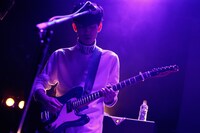 黒木健志（HOWL BE QUIET / G）（撮影：山川哲矢）