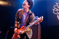 中原健仁（LAMP IN TERREN / B）（撮影：山川哲矢）