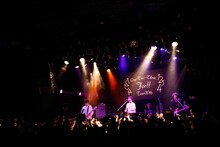 SHE'S（撮影：山川哲矢）