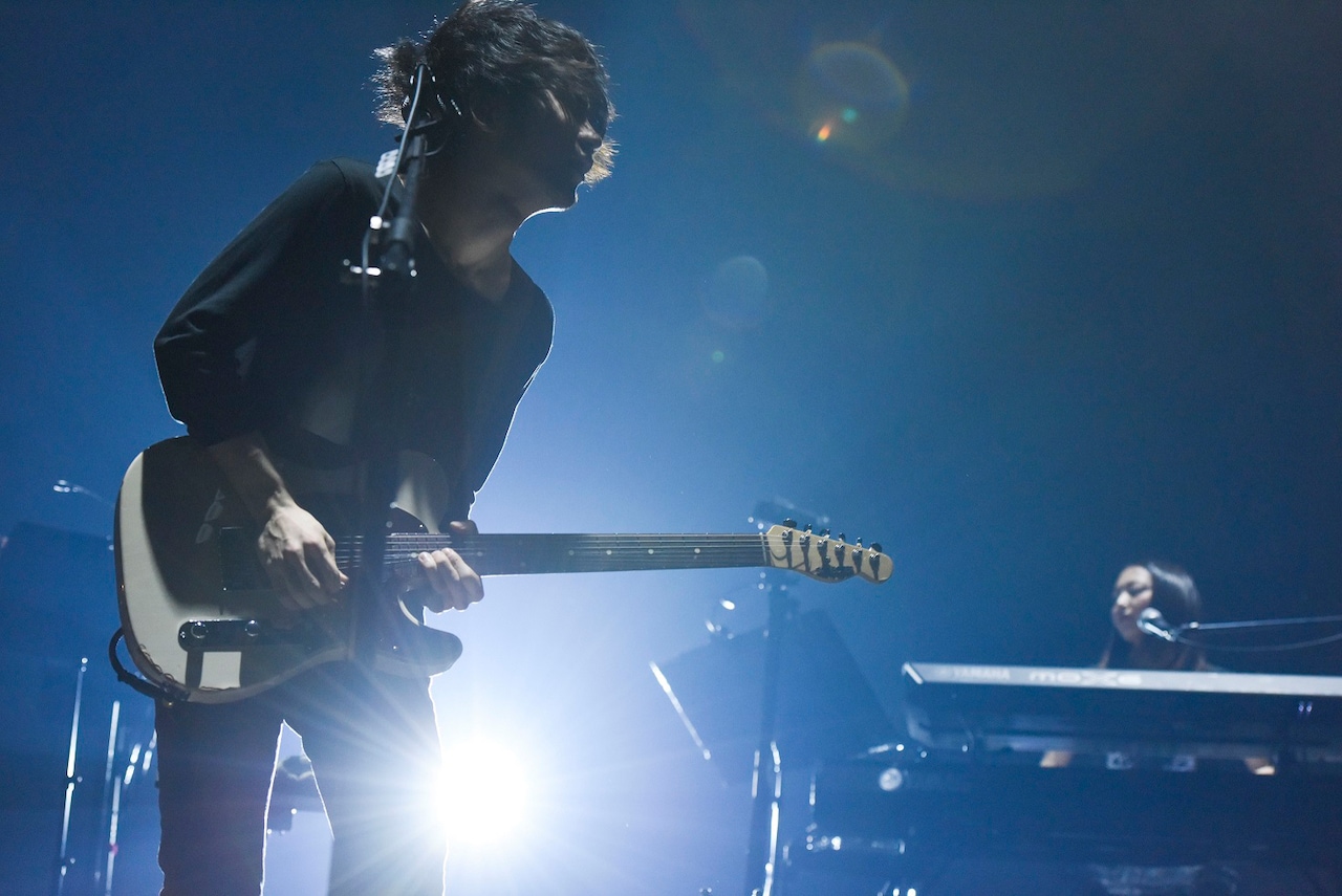 TK from 凛として時雨ツアー、ノイズの渦に包まれて終幕