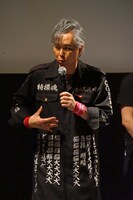「BLADE-ブレイド 天から堕ちる千の刃-」リリース発表会の様子。 （写真提供：EVIL LINE RECORDS）