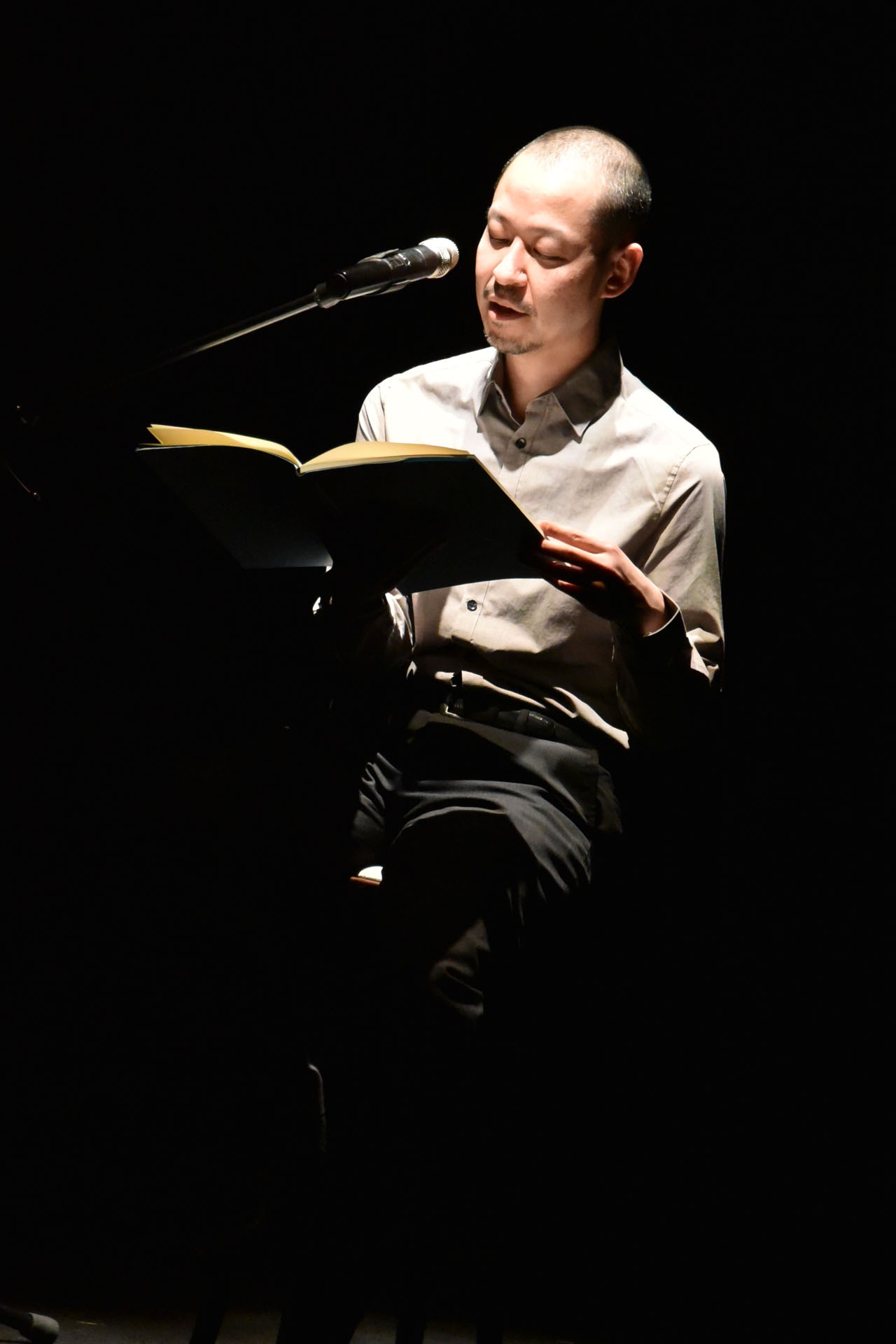 飯野智司
