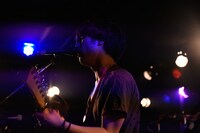 マッシュ（Vo, G  / Kidori Kidori）（撮影：有高唯之）