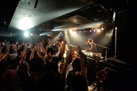 Creepy Nuts（R-指定＆DJ 松永）とSPARK!!SOUND!!SHOW!!。（撮影：有高唯之）