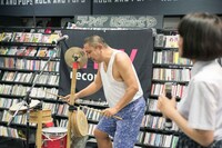 石川浩司（撮影：稲垣謙一）