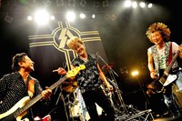 SA「TOUR『START ALL OVER AGAIN, NOW! 2016』」東京・東京キネマ倶楽部公演の様子。（Photo by MAYUMI-kiss it bitter-）