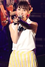 飯田里穂（撮影：森久）