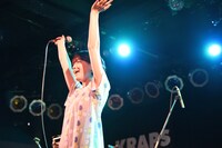 藤岡みなみ（Vo, G）