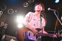 藤岡みなみ（Vo, G）