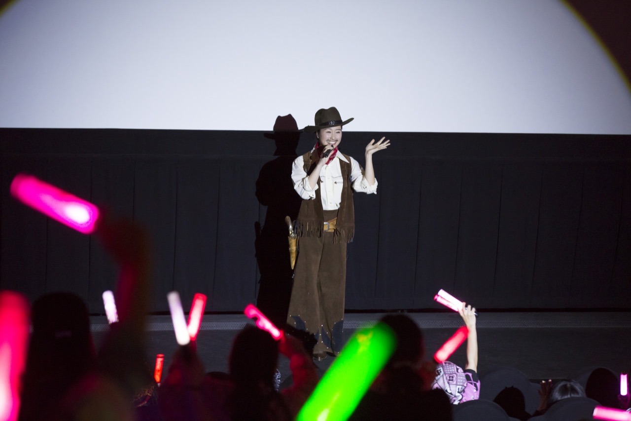 東京・新宿バルト9にて行われた「『ももクロ男祭り2015 in 太宰府』先行上映会」の様子。（撮影：笹森健一）